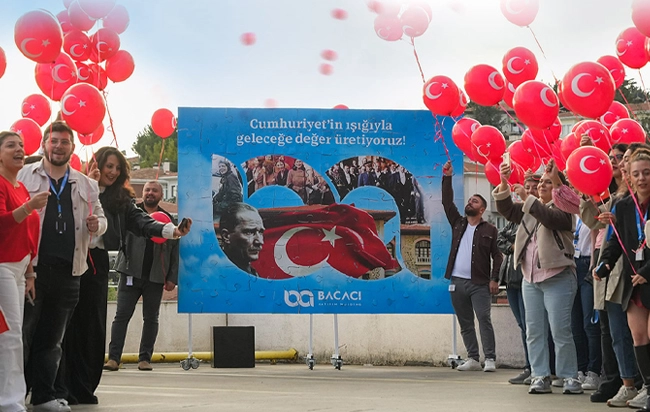 Cumhuriyet’in ışığıyla geleceğe değer üretiyoruz!